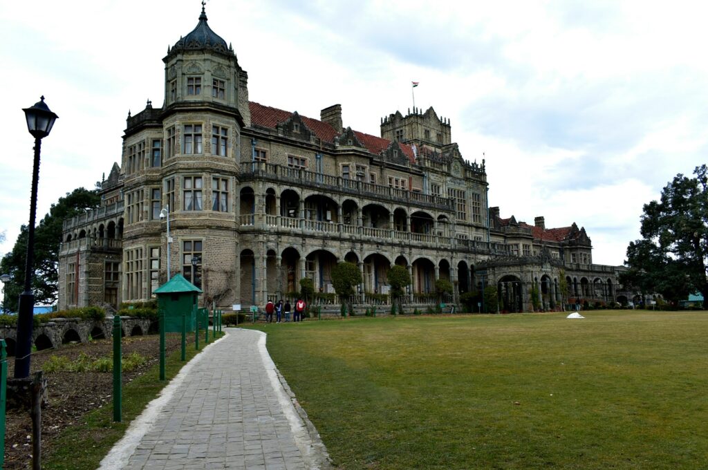 How to reach Shimla