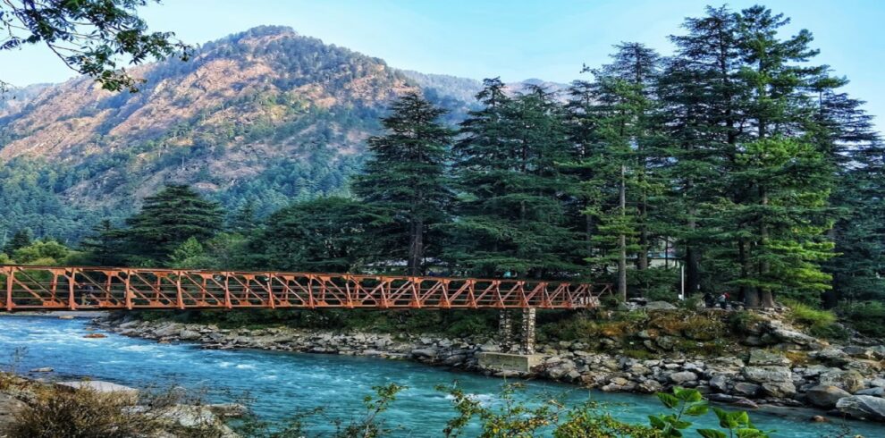 Kasol Chalal Tosh Trekking Tour